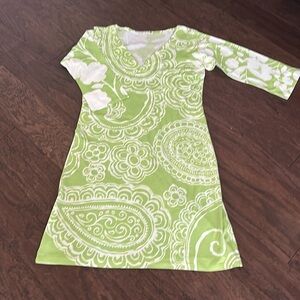 Soft Surroundings lime/white shift dress